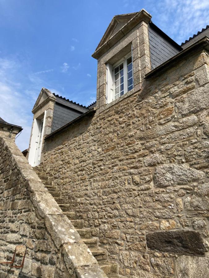 Manoir De Saint-Fiacre Bed & Breakfast Malansac Bagian luar foto